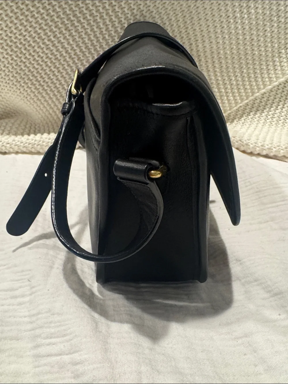 Coach Black Leather Shoulder Bag with Gold Turnlock
